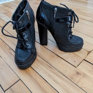 Sam Edelman Circus Whitley platform ankle bootie